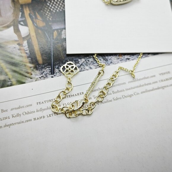 Kendra Scott Gold Necklace - Picture 4 of 4